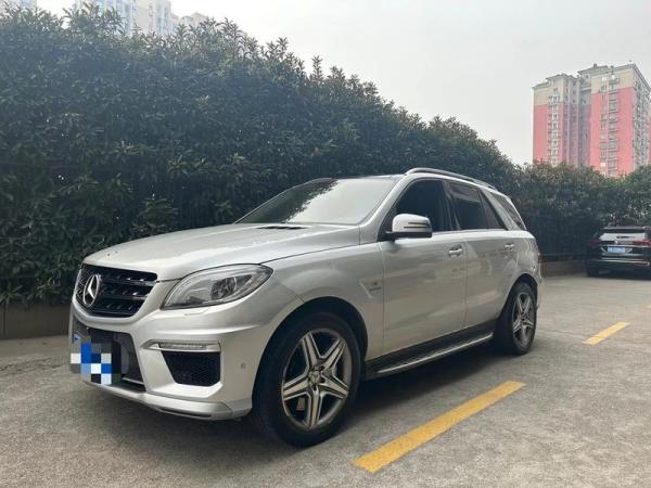 奔驰 奔驰M级AMG  2012款 AMG ML 63