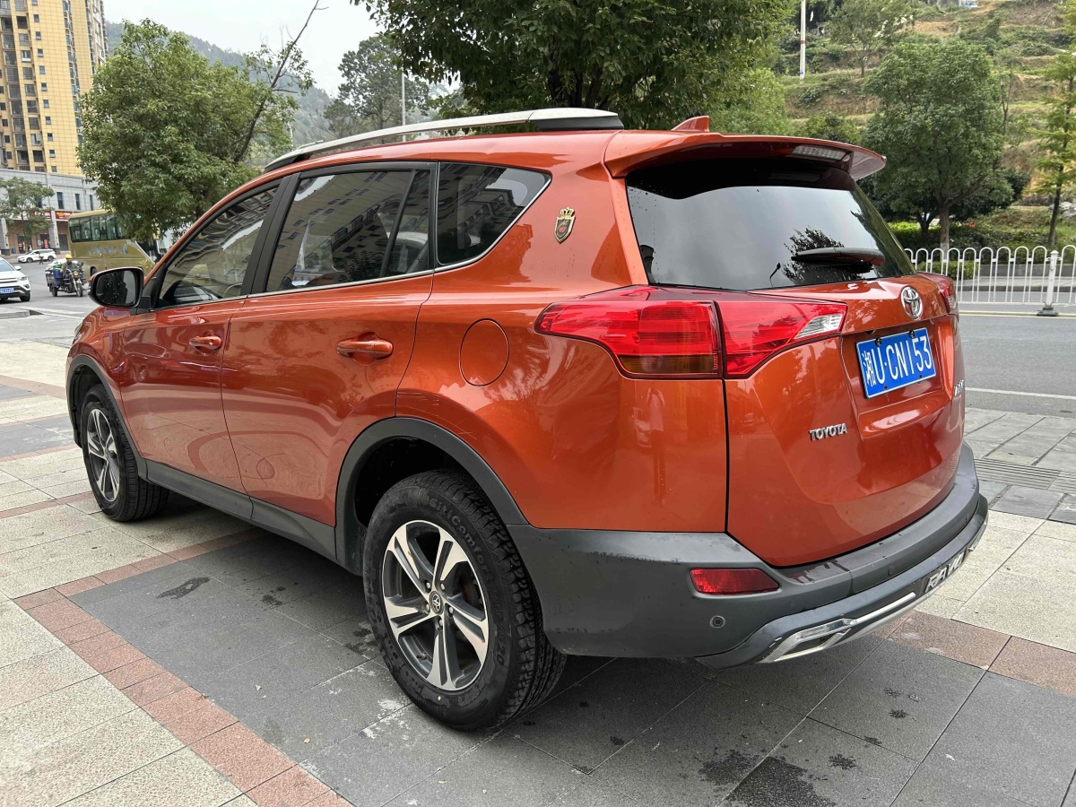 2015年6月豐田 RAV4  2018款 榮放 2.0L CVT兩驅(qū)風(fēng)尚版