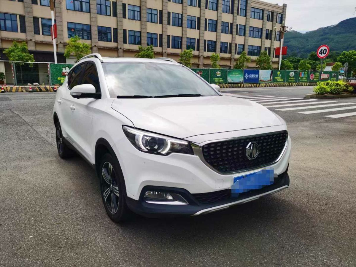 名爵 名爵ZS  2019款  1.5L 手動(dòng)65寸巨幕天窗全球版 國VI圖片