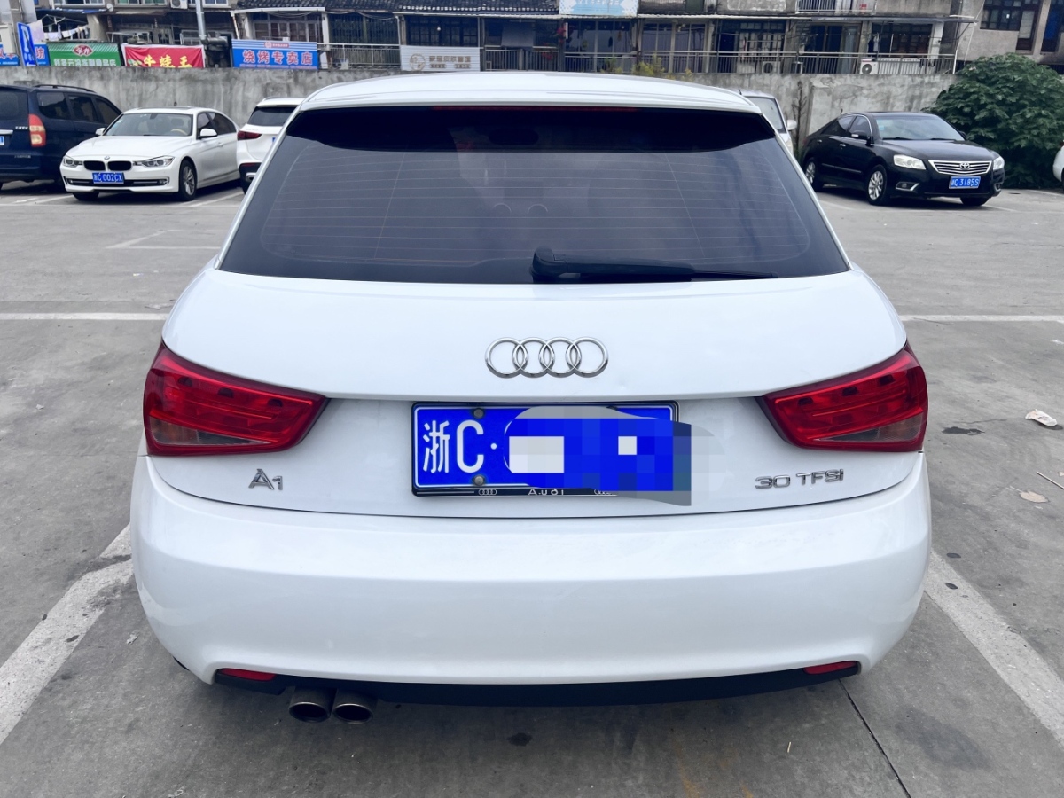 奧迪 奧迪A1  2014款 30 TFSI 時尚型圖片