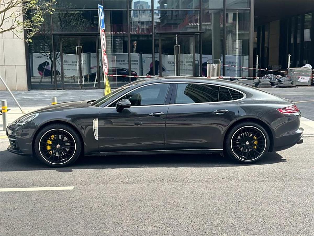 保時(shí)捷 Panamera  2019款 Panamera 4 行政加長(zhǎng)版 2.9T圖片