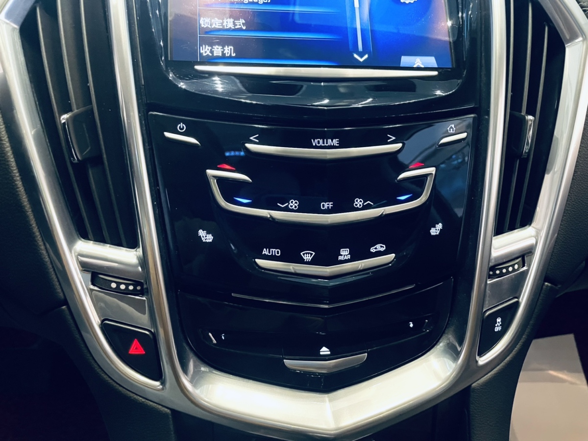 凱迪拉克 SRX  2014款 3.0L 豪華型圖片