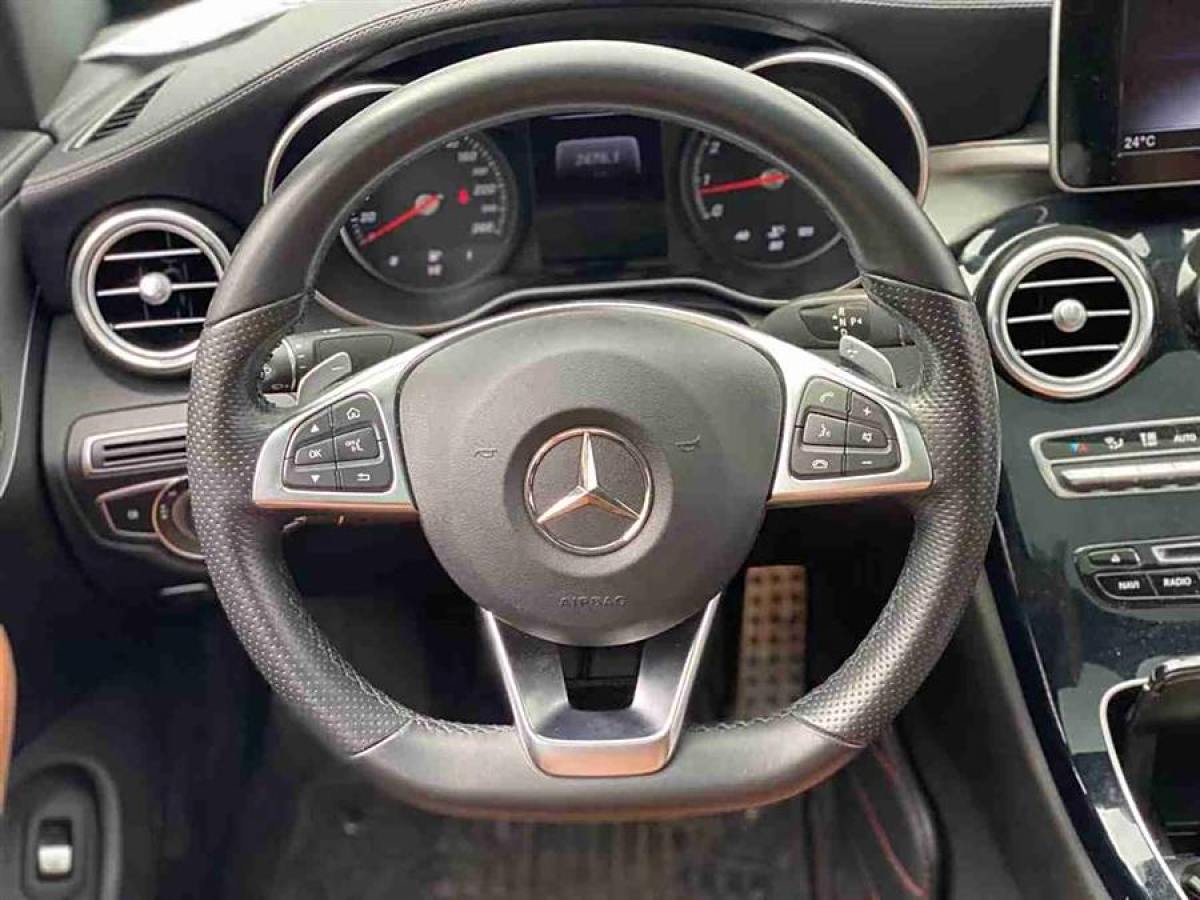 奔馳 奔馳C級(jí)  2018款 C 200 4MATIC 轎跑車圖片