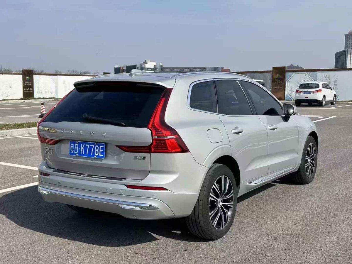 2022年1月沃爾沃 XC60  2022款 B4 智行豪華版