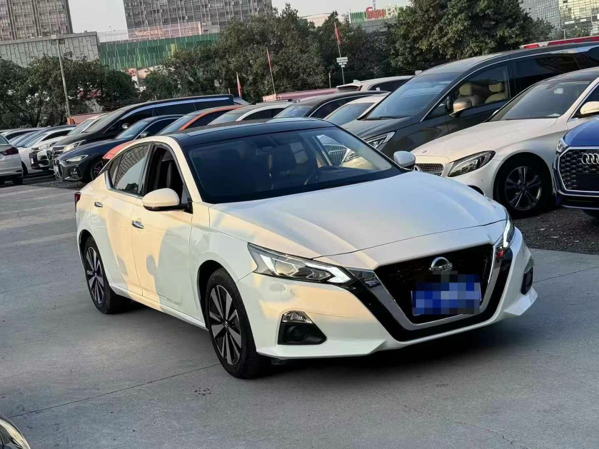 日產(chǎn) 天籟  2022款 2.0L XE 純享版圖片