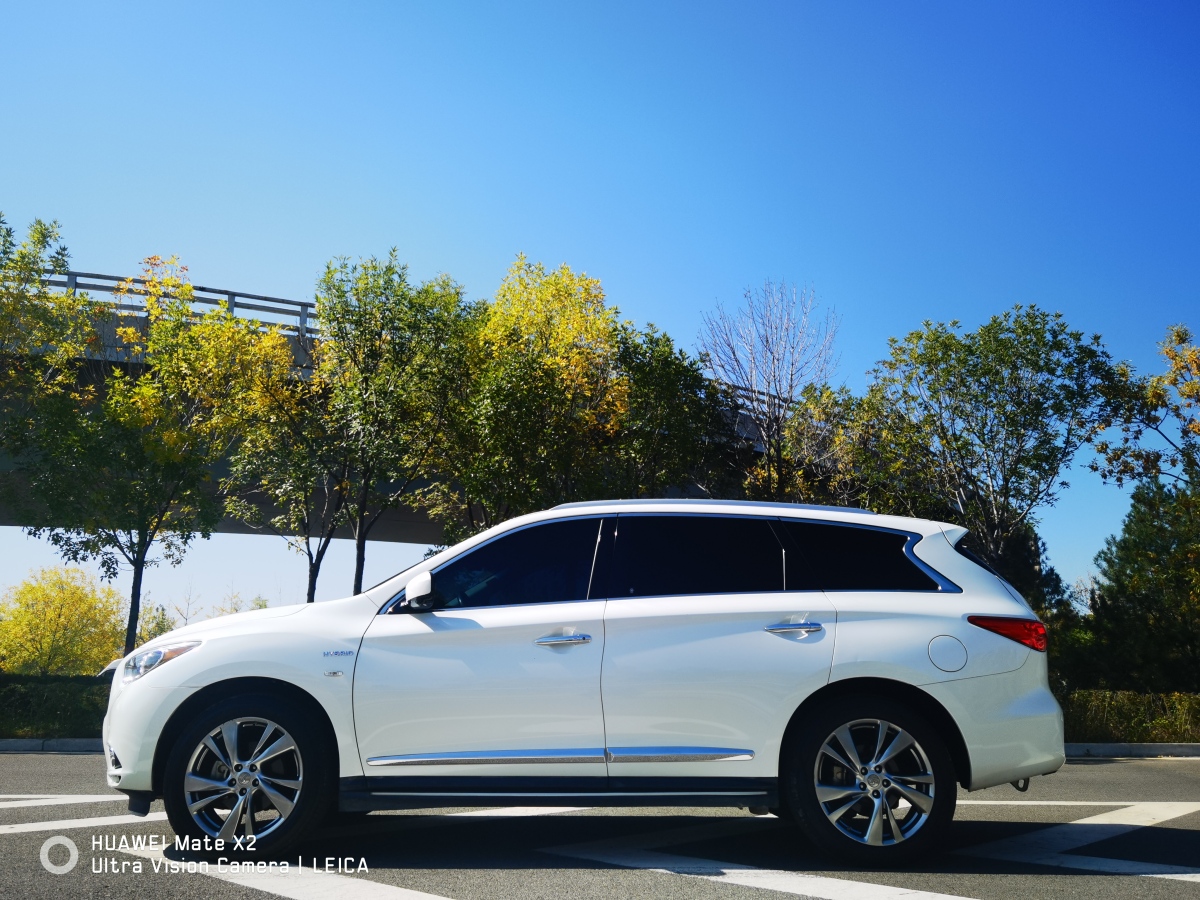 英菲尼迪 QX60  2020款 2.5 S/C Hybrid 兩驅(qū)卓越版 國VI圖片