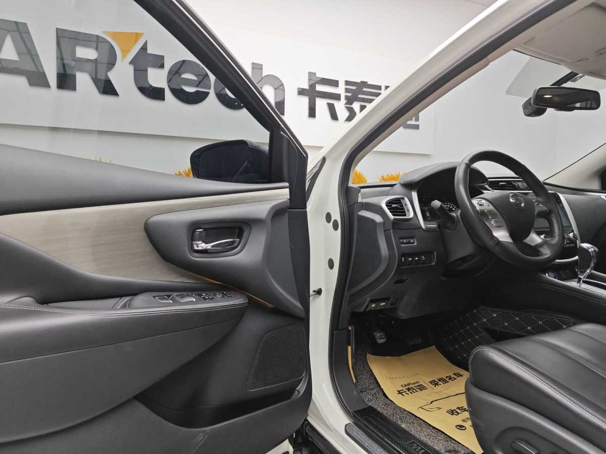 2020年1月日产 楼兰  2019款 2.5 S/C HEV XE 四驱混动智联尊尚版 国VI