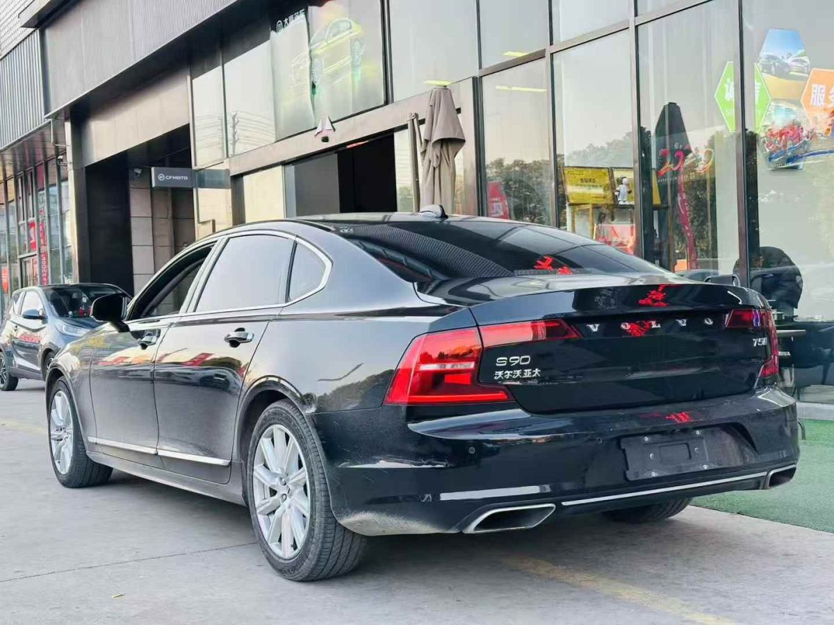 沃爾沃 S90  2020款  T4 智行豪華版圖片