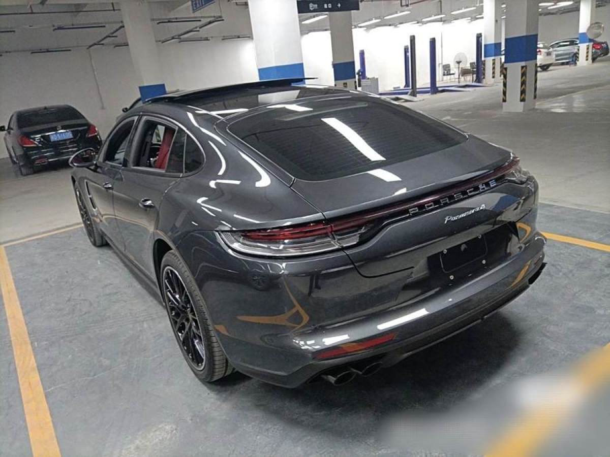 保時(shí)捷 Panamera  2022款 Panamera 4 行政加長版 2.9T圖片