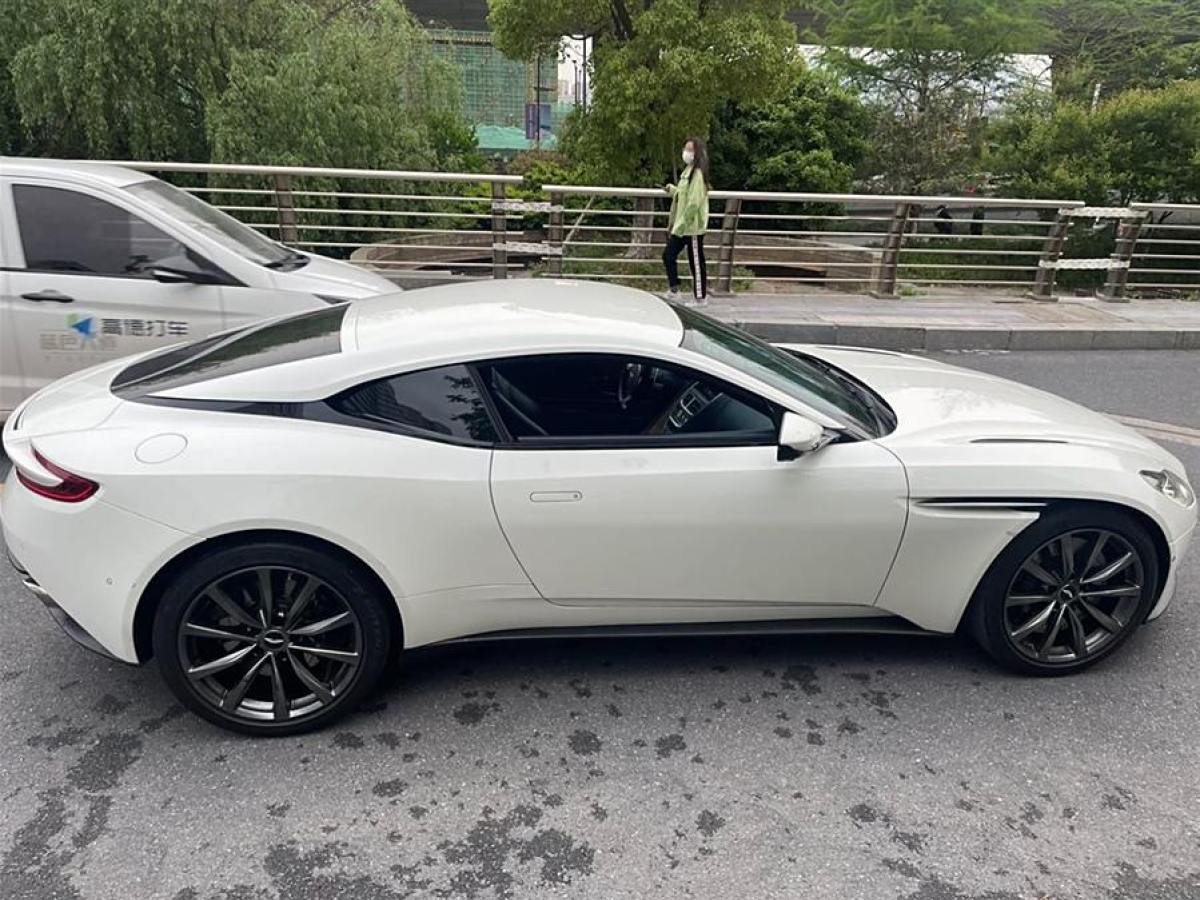 2019年1月阿斯頓·馬丁 阿斯頓?馬丁DB11  2019款 4.0T V8 Coupe