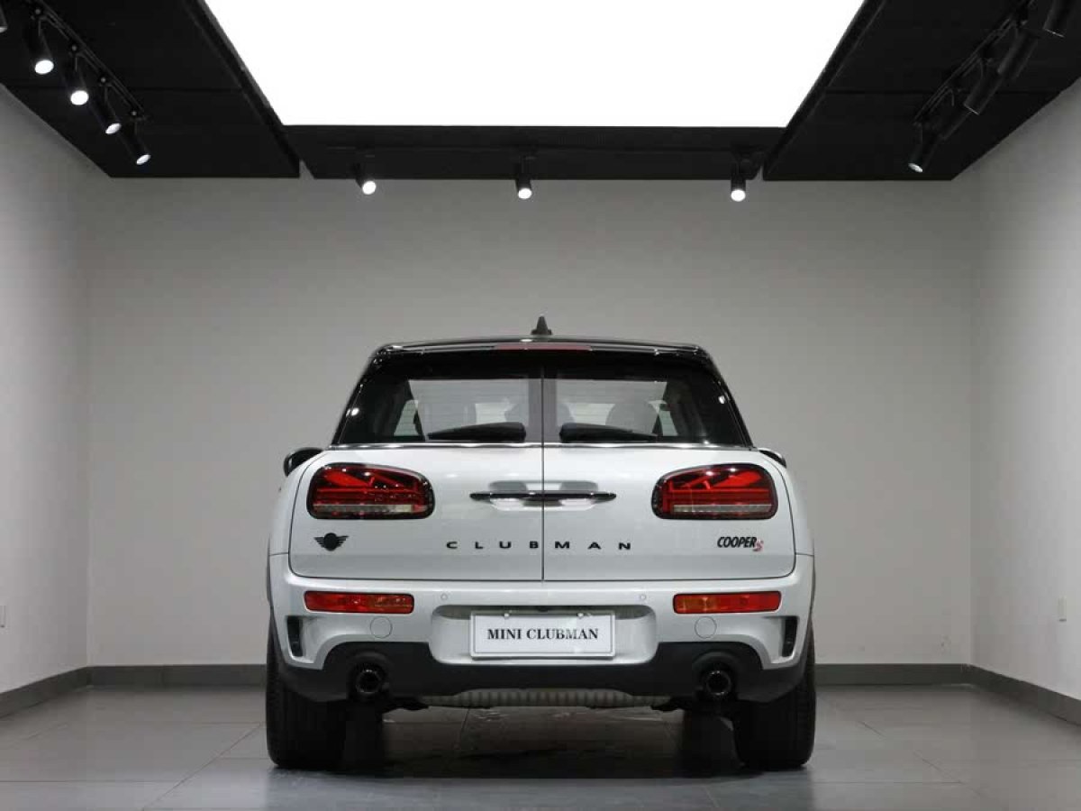 MINI CLUBMAN  2023款 改款 2.0T COOPER S 鑒賞家圖片
