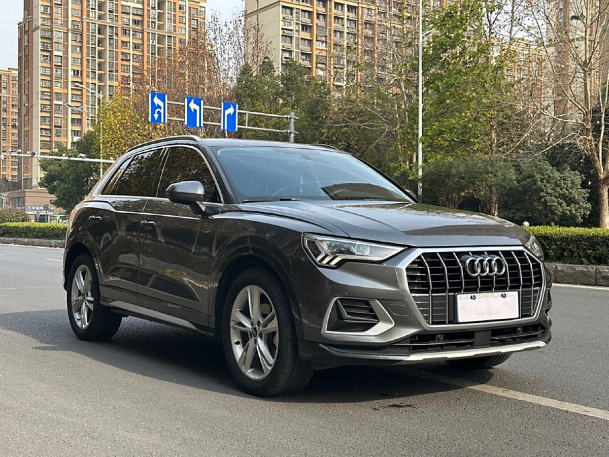 奧迪 奧迪Q3  2022款 35 TFSI 時(shí)尚致雅型圖片