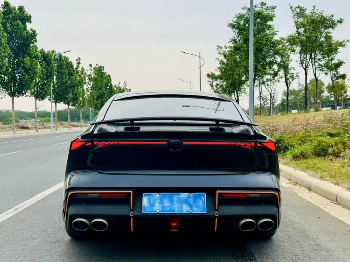 長安 長安UNI-V  2023款 1.5T 運動版圖片