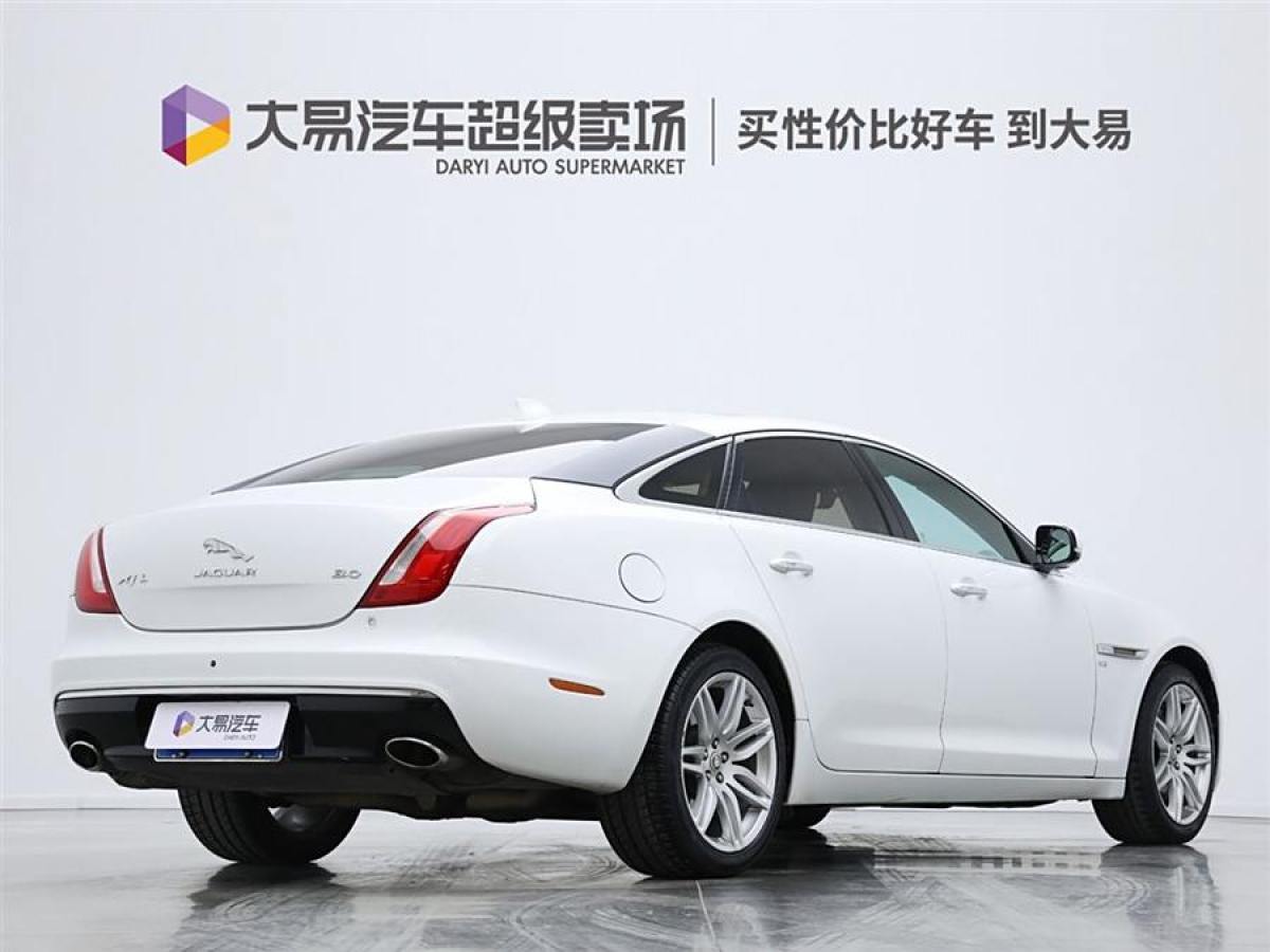 捷豹 XJ  2016款 XJL 3.0 SC 兩驅(qū)典雅商務(wù)版圖片