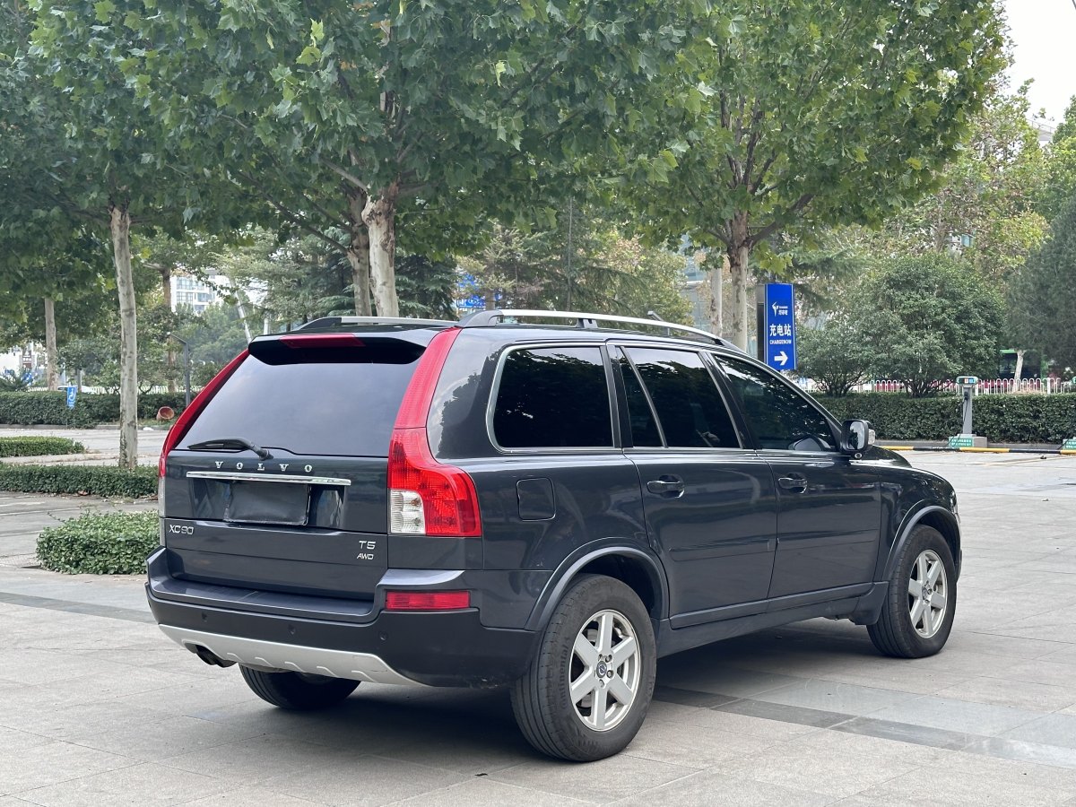 2011年6月沃爾沃 XC90  2011款 2.5T AWD