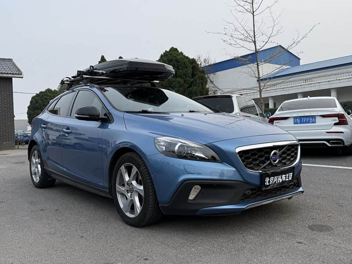 沃爾沃 V40  2015款 Cross Country T5 AWD 智雅版圖片