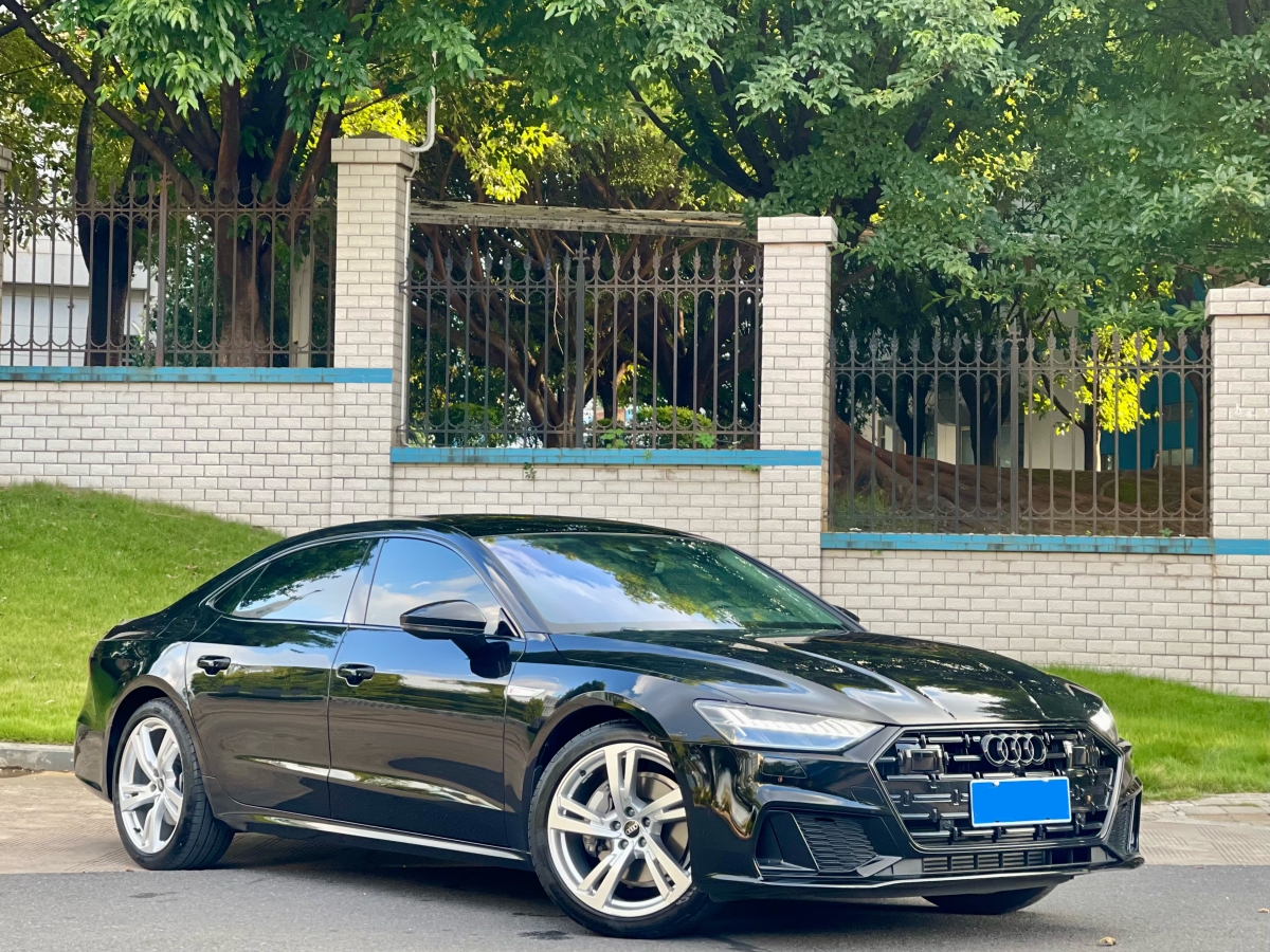 奧迪 奧迪A7L  2022款 45 TFSI S-line 筑夢(mèng)未來(lái)版圖片