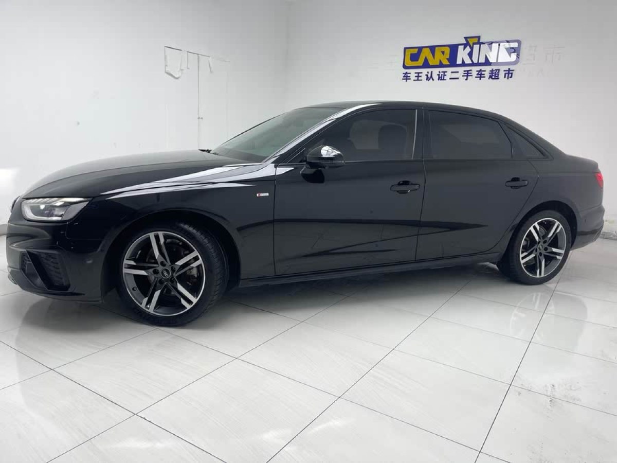 奧迪 奧迪A4L  2022款 40 TFSI 豪華動感型圖片