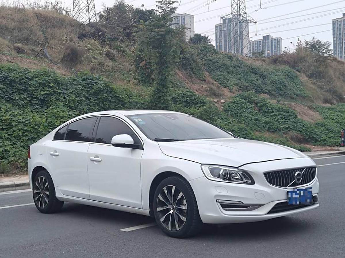 沃爾沃 S60L  2018款 T3 智進進取版圖片