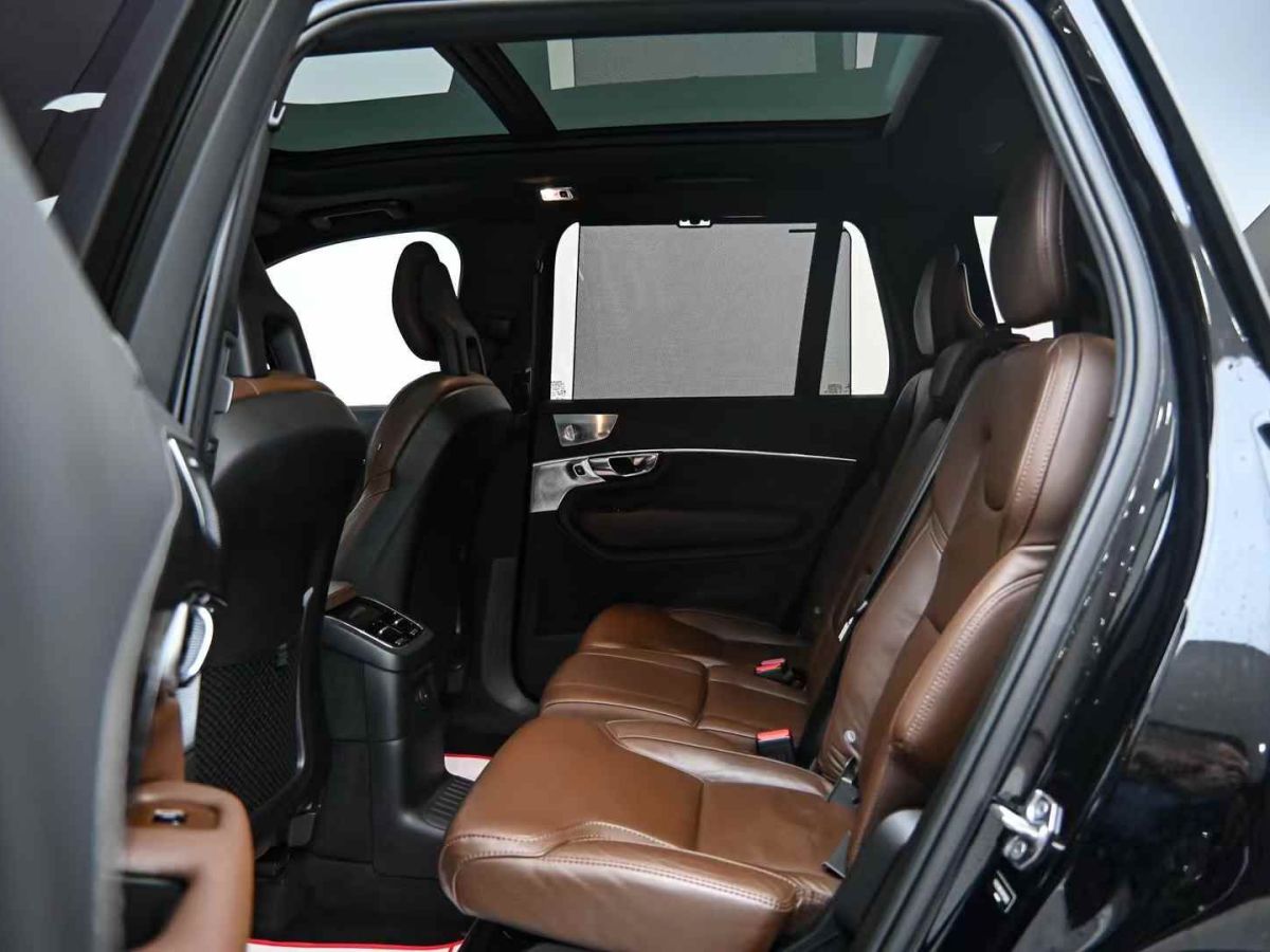 沃爾沃 XC90新能源  2021款 E驅(qū)混動 T8 智尊豪華版 7座圖片