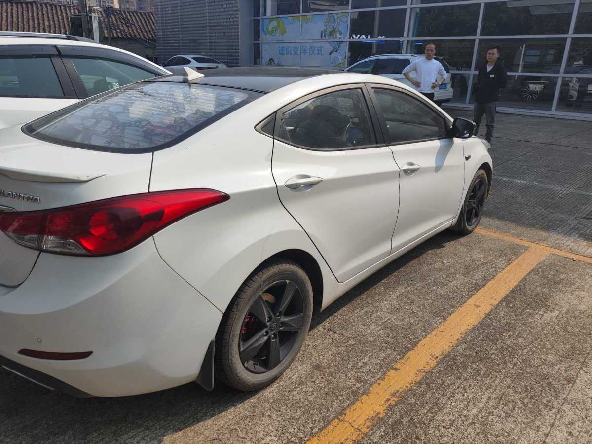 現(xiàn)代 朗動  2013款 1.6L 自動領先型圖片