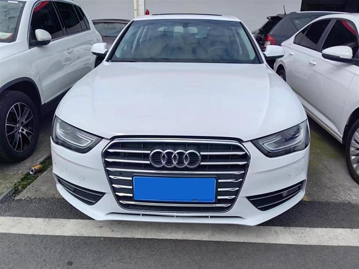 奧迪 奧迪A4L  2013款 35 TFSI 自動(dòng)舒適型圖片