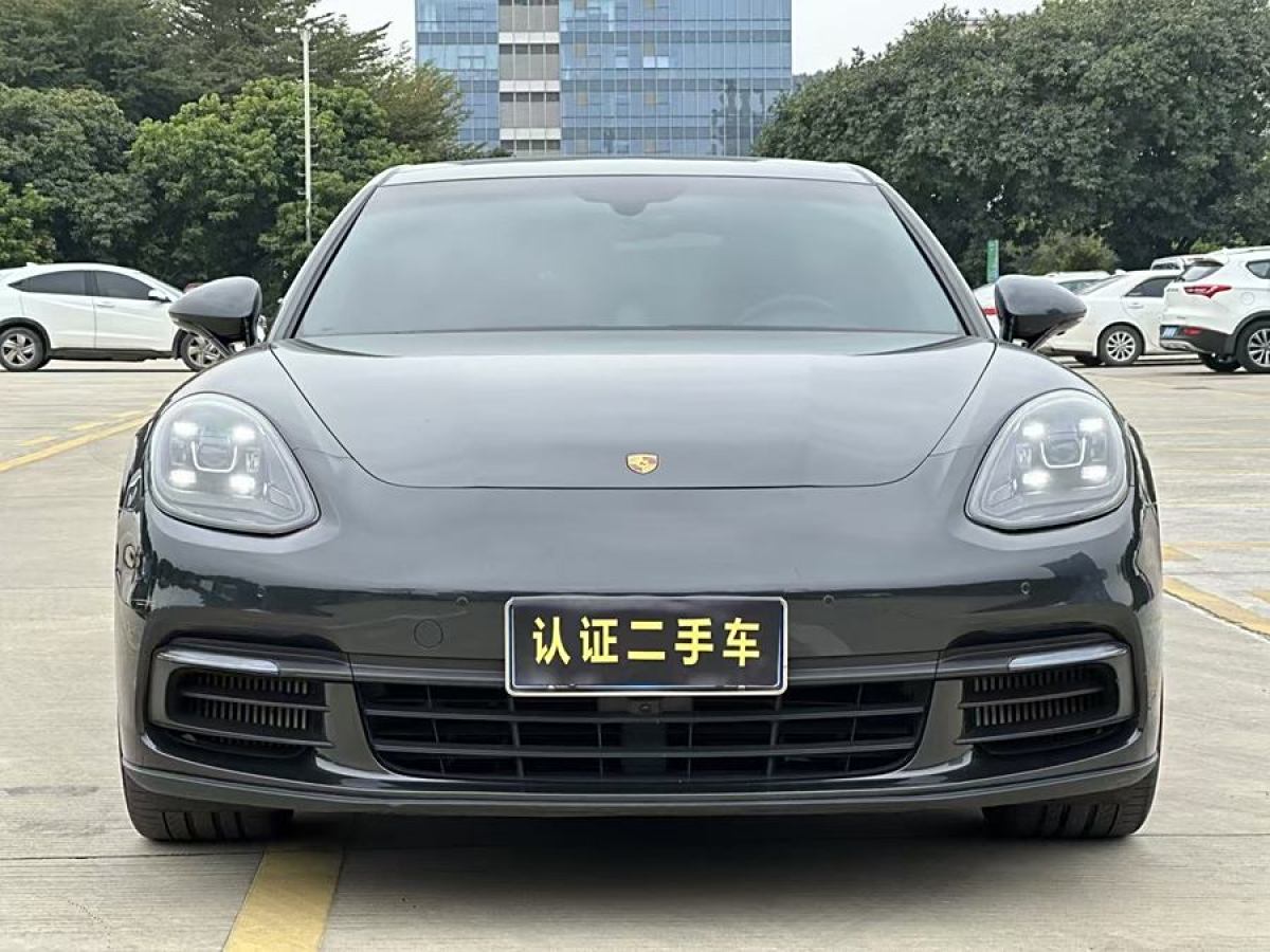 保時(shí)捷 Panamera  2019款 Panamera 十周年紀(jì)念版 2.9T圖片