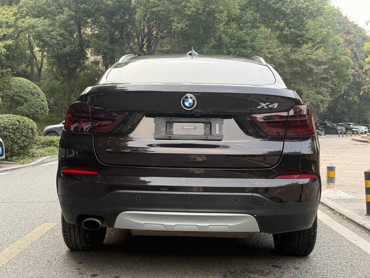 寶馬 寶馬X4  2014款 xDrive20i X設(shè)計(jì)套裝圖片