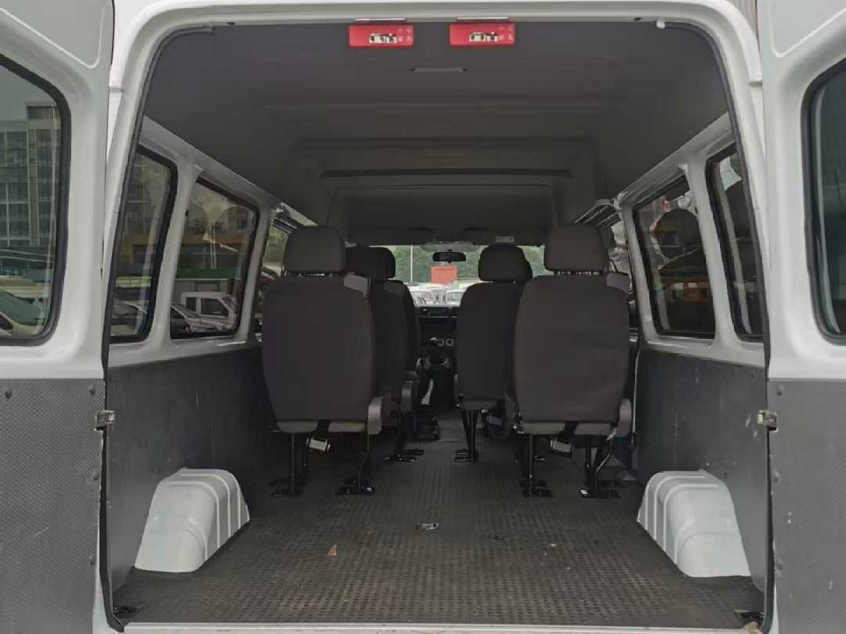 江鈴 特順  2021款 2.8T BUS加長軸17座柴油國VI JX493圖片