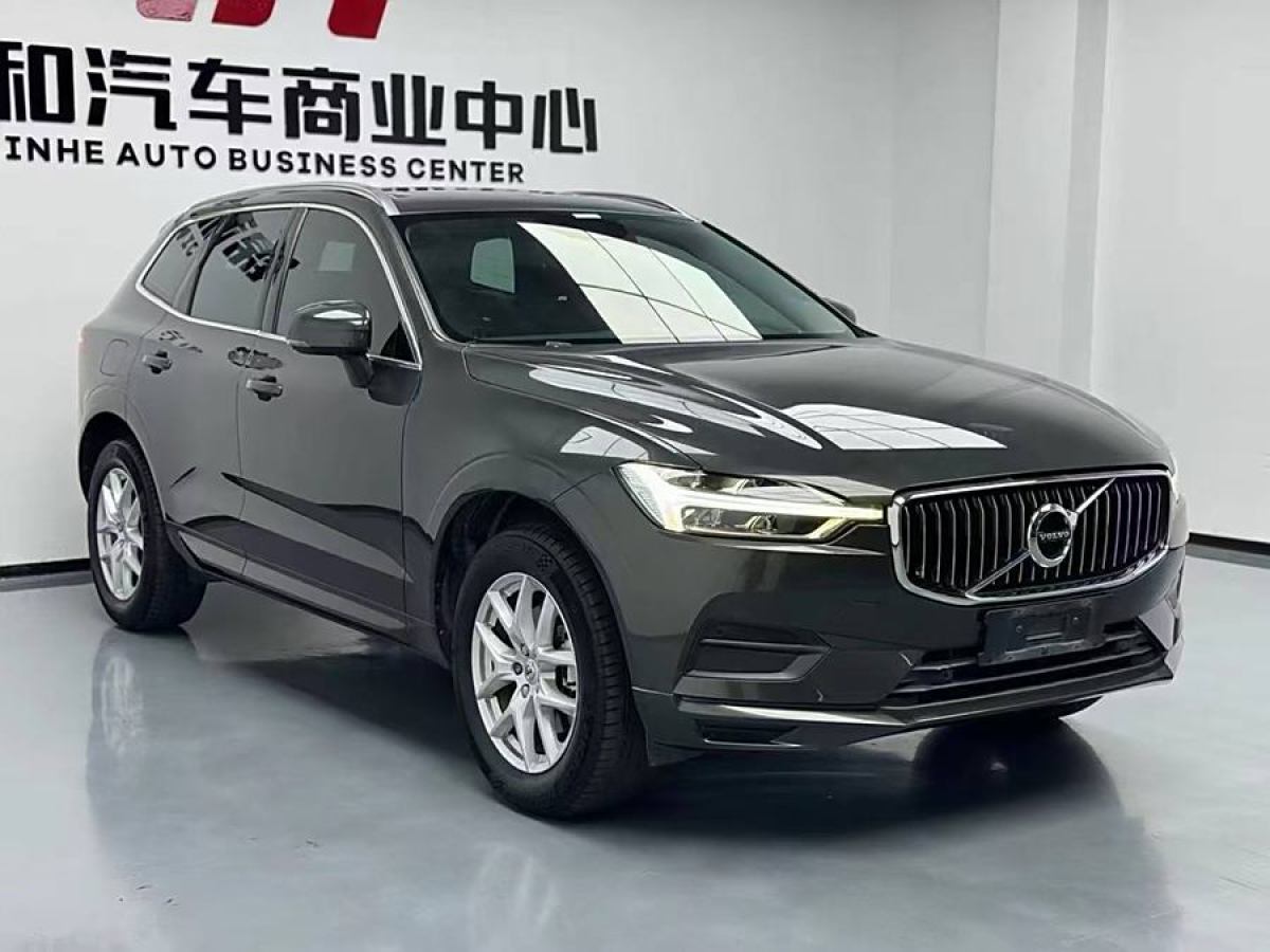 沃爾沃 XC60  2020款 T5 四驅(qū)智逸豪華版圖片