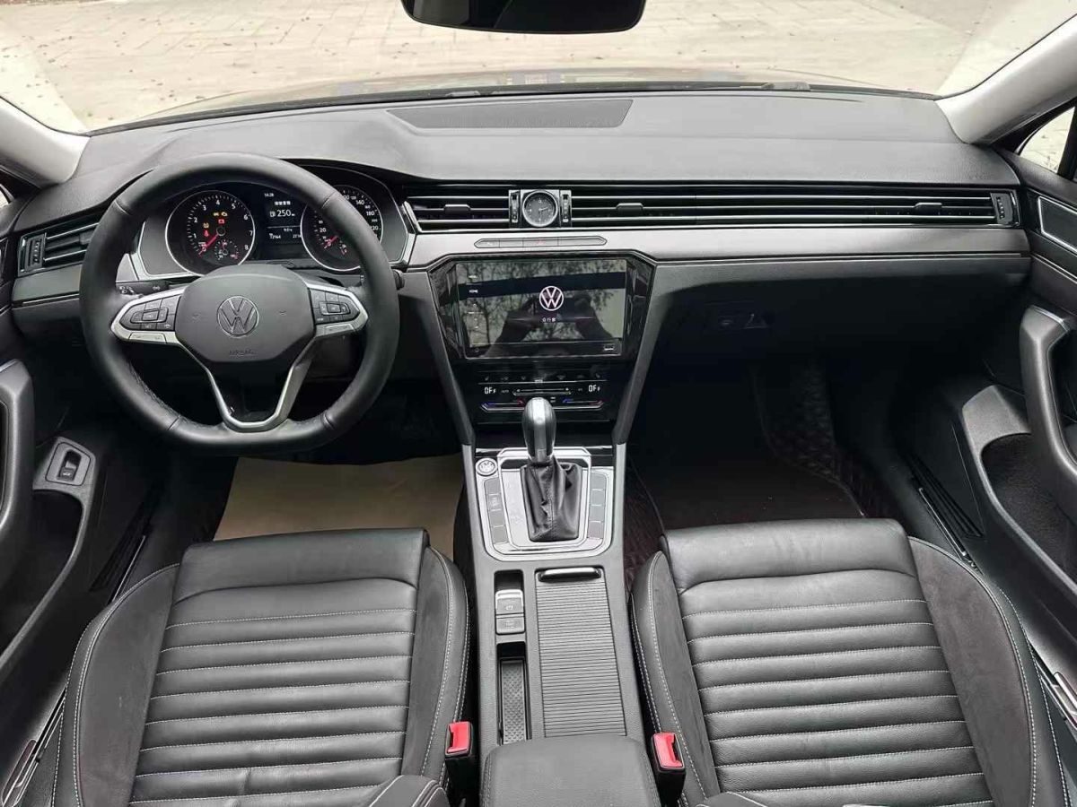 大眾 邁騰  2021款 330TSI DSG 30周年紀(jì)念版圖片