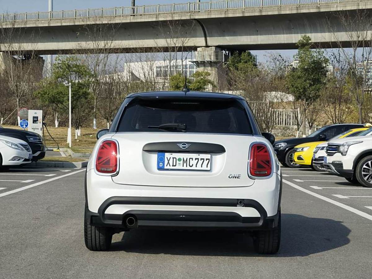 MINI MINI  2023款 1.5T ONE 五門版圖片