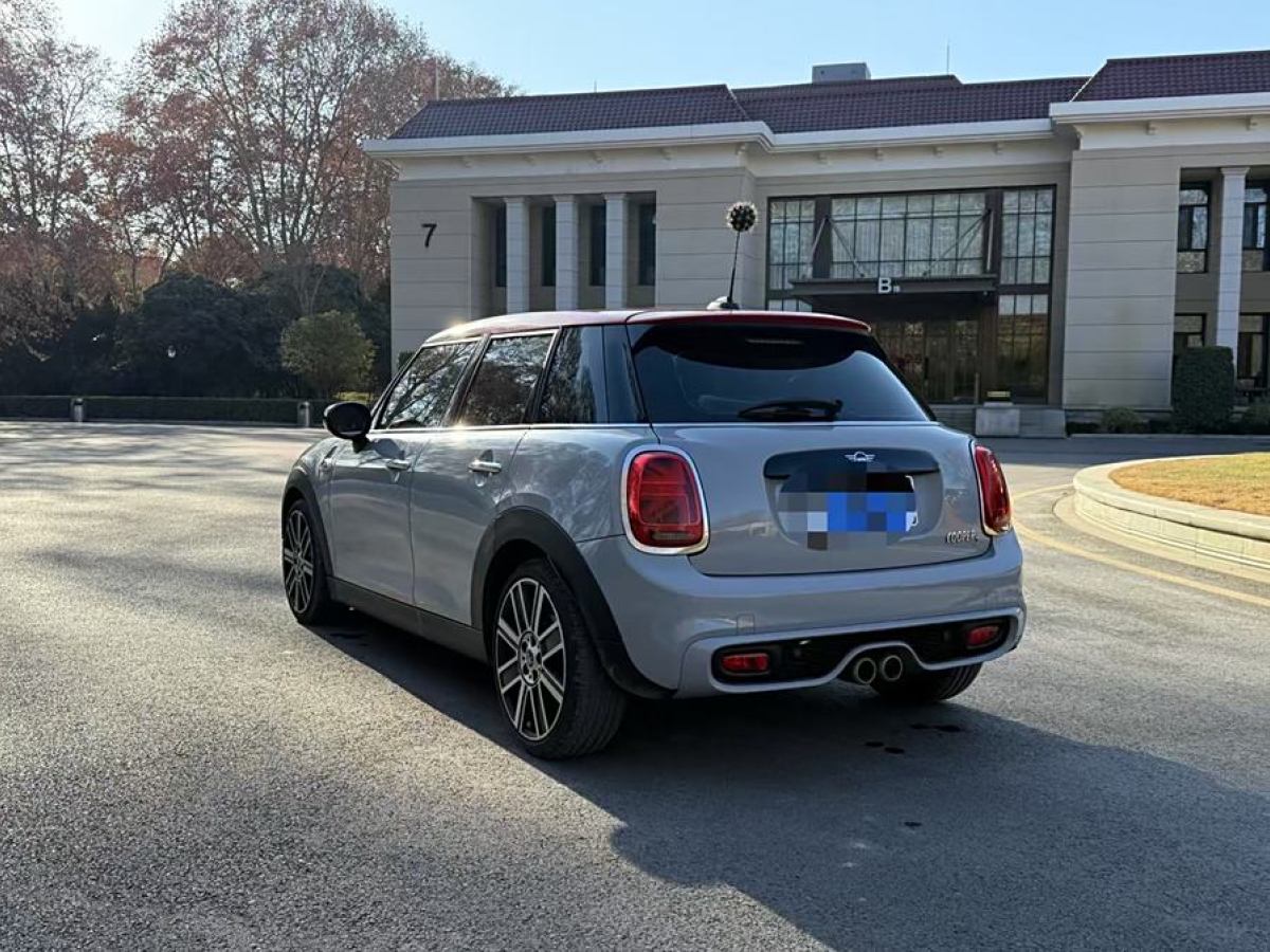 MINI MINI  2021款 2.0T COOPER S 藝術(shù)家 五門(mén)版圖片