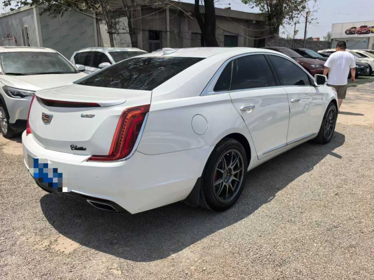 凱迪拉克 XTS 圖片