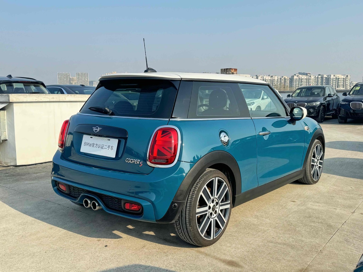 MINI MINI  2020款 2.0T COOPER S 藝術(shù)家圖片