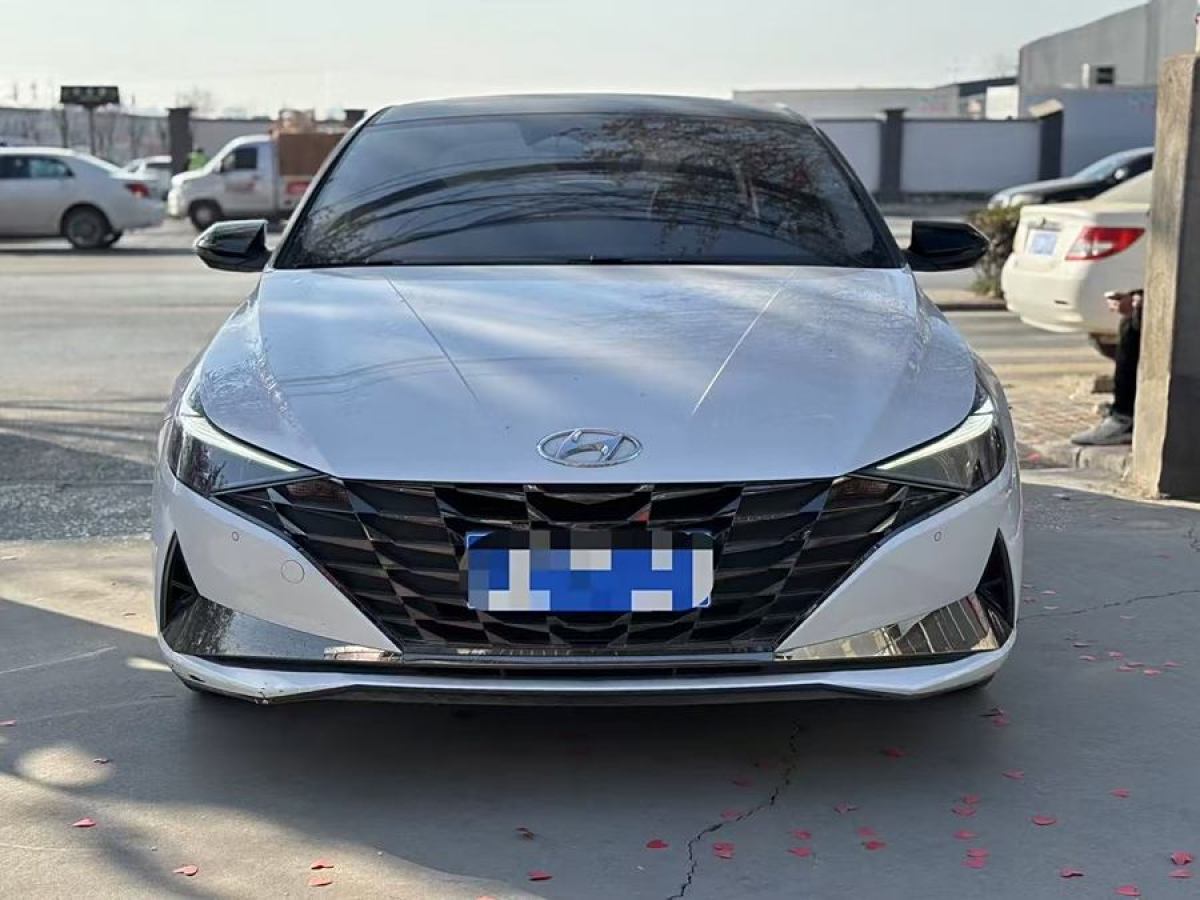 現(xiàn)代 伊蘭特  2022款 240TGDi DCT LUX尊貴版圖片