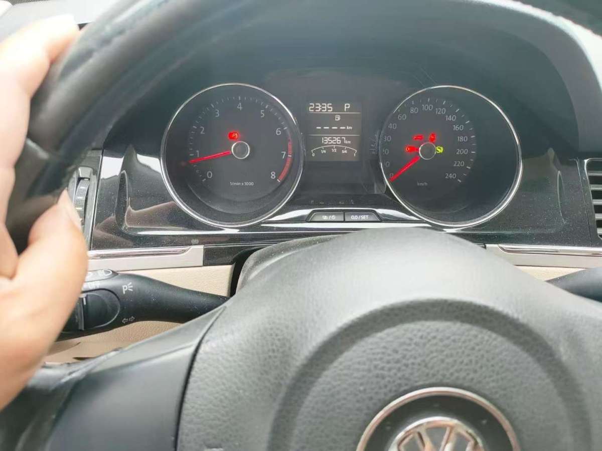 大眾 寶來  2013款 1.6L 自動(dòng)舒適型圖片