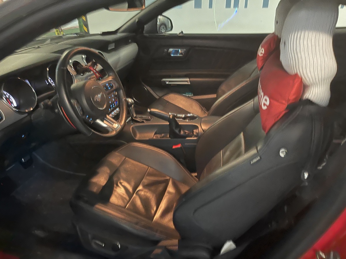 2015年1月福特 Mustang  2015款 2.3T 运动版