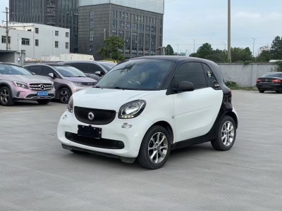 2016年3月 smart fortwo 1.0L 52千瓦硬頂靈動版圖片