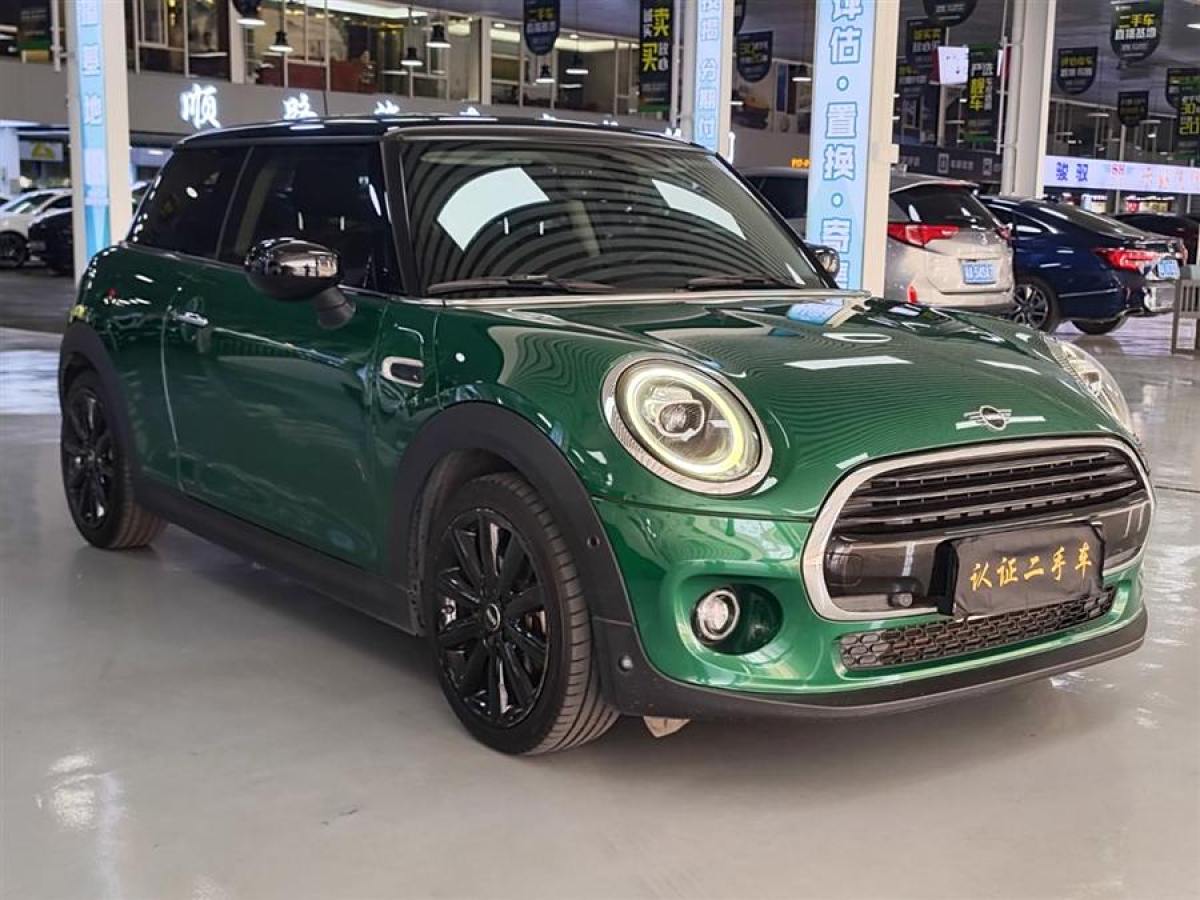 MINI MINI  2021款 1.5T COOPER 藝術(shù)家圖片