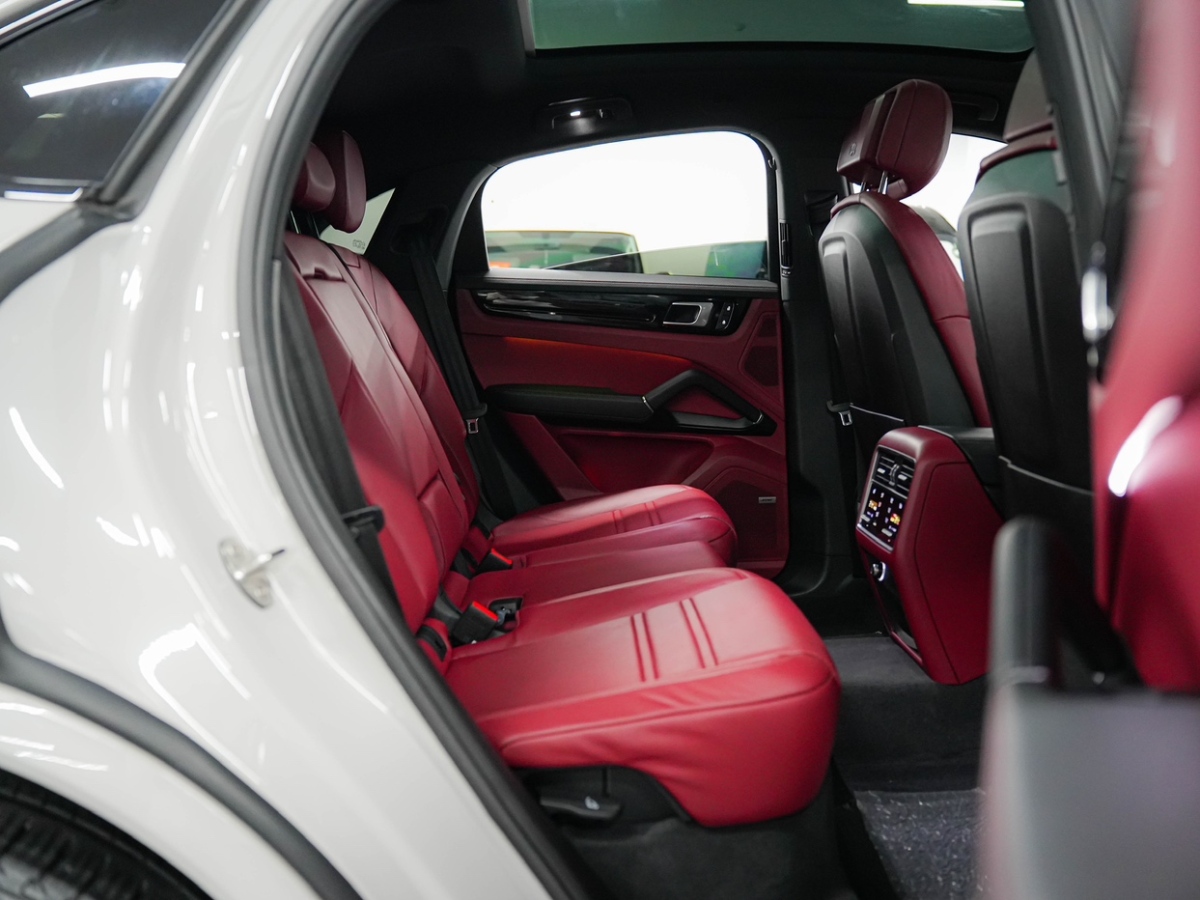 保時(shí)捷 Cayenne新能源  2023款 Cayenne E-Hybrid 2.0T圖片