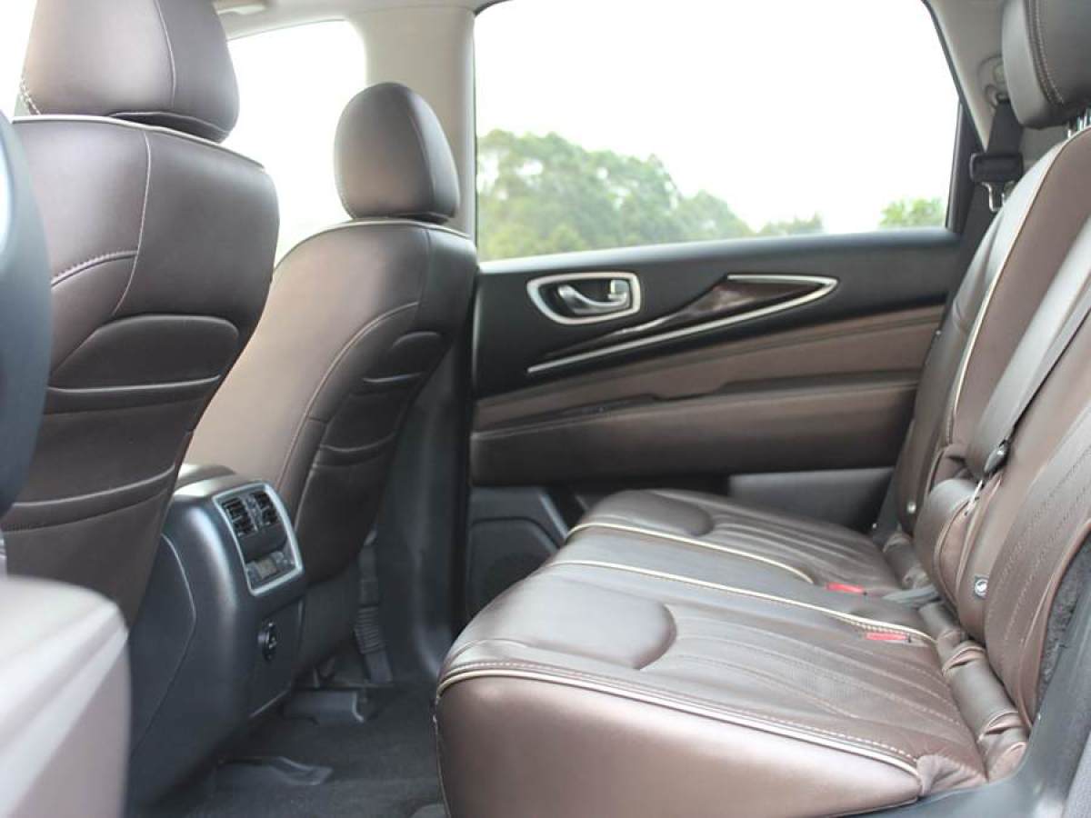 2021年7月英菲尼迪 QX60  2020款 2.5 S/C Hybrid 兩驅(qū)卓越版 國VI