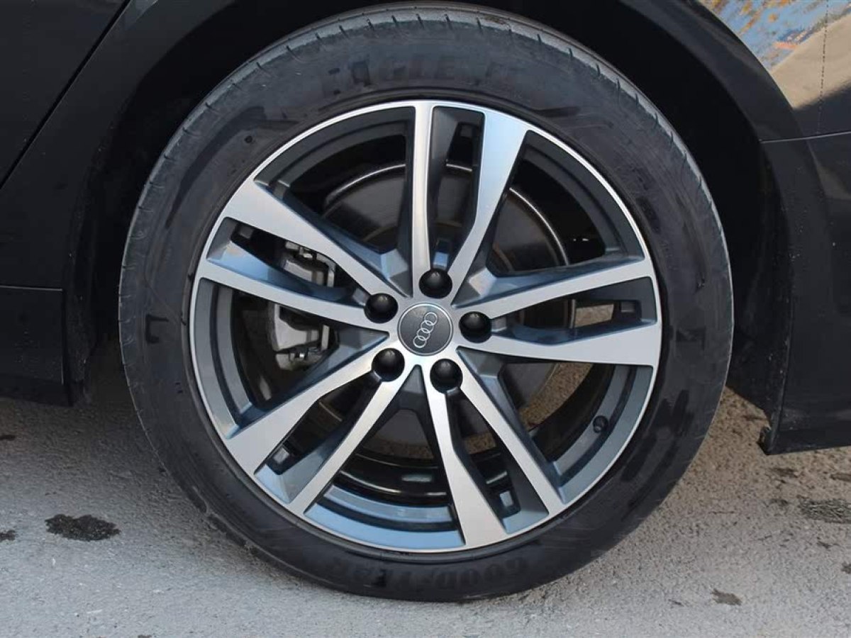 奧迪 奧迪A6L  2022款 40 TFSI 豪華動(dòng)感型圖片