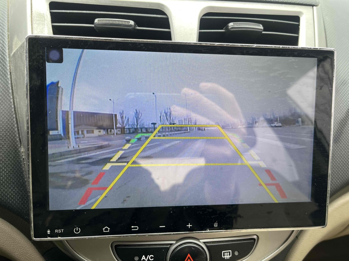 现代 瑞纳  2014款 1.4L 手动智能型GLS图片
