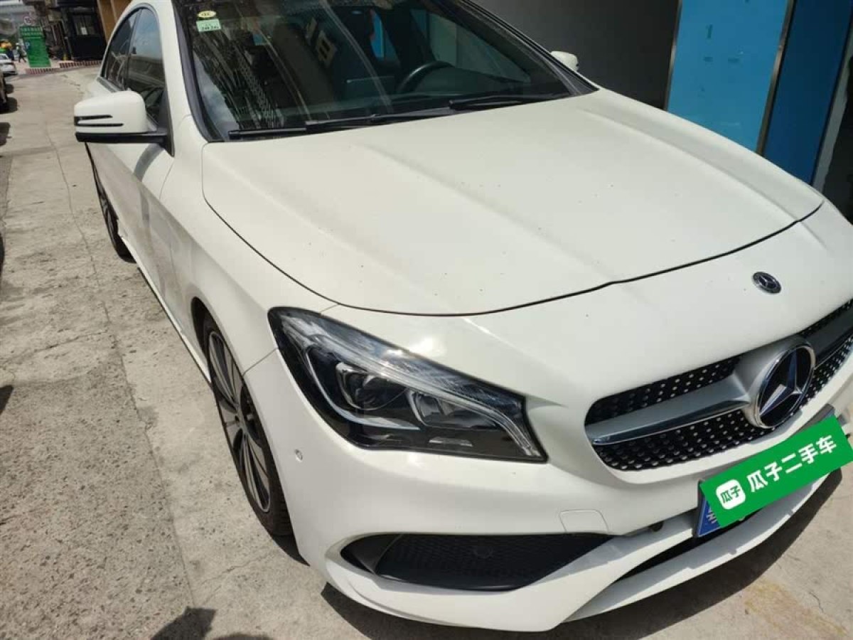 奔馳 奔馳CLA級(jí)  2018款 CLA 200 時(shí)尚型圖片