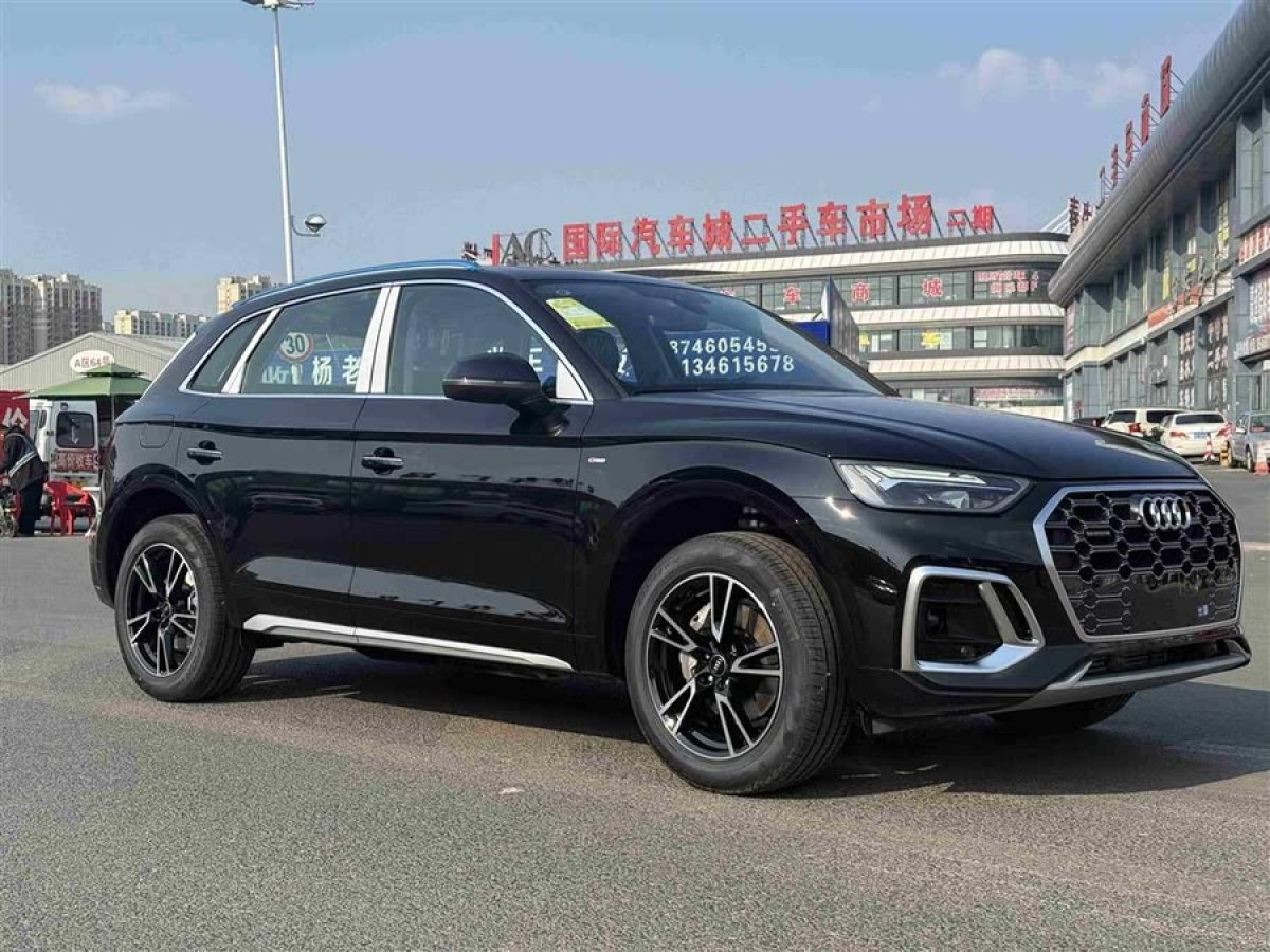 奧迪 奧迪Q5L  2025款 40 TFSI 時(shí)尚動(dòng)感型圖片