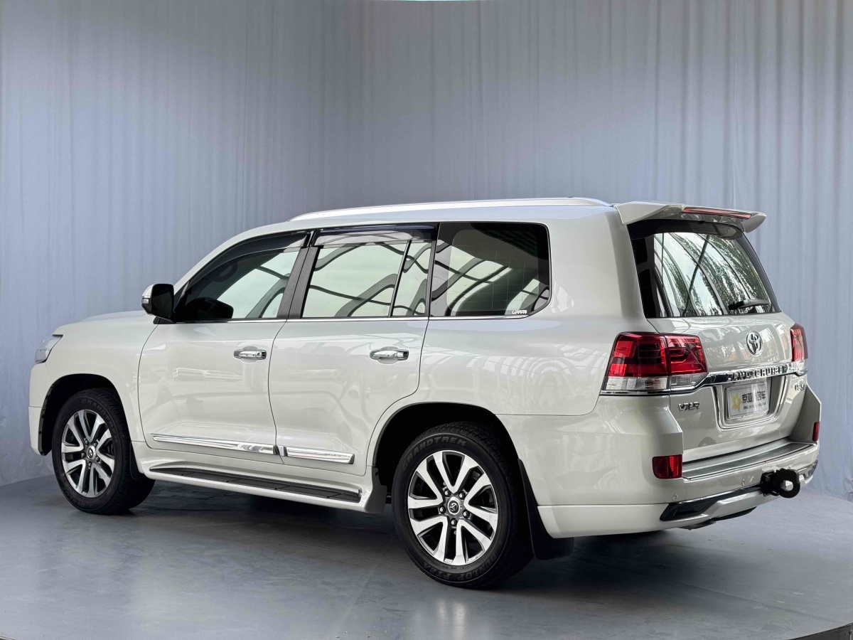 豐田 蘭德酷路澤  2018款 5.7L VX-R 12氣 底升(中東版)圖片