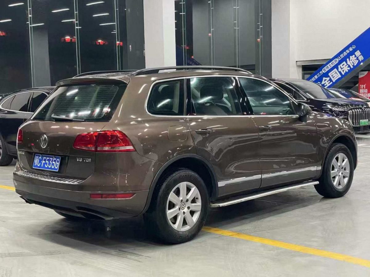 大眾 途銳  2013款 3.0TSI X 十周年限量版圖片