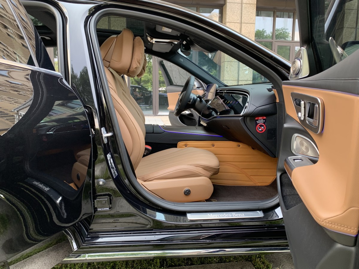 奔馳 奔馳E級  2019款 改款 E 300 L 豪華型圖片