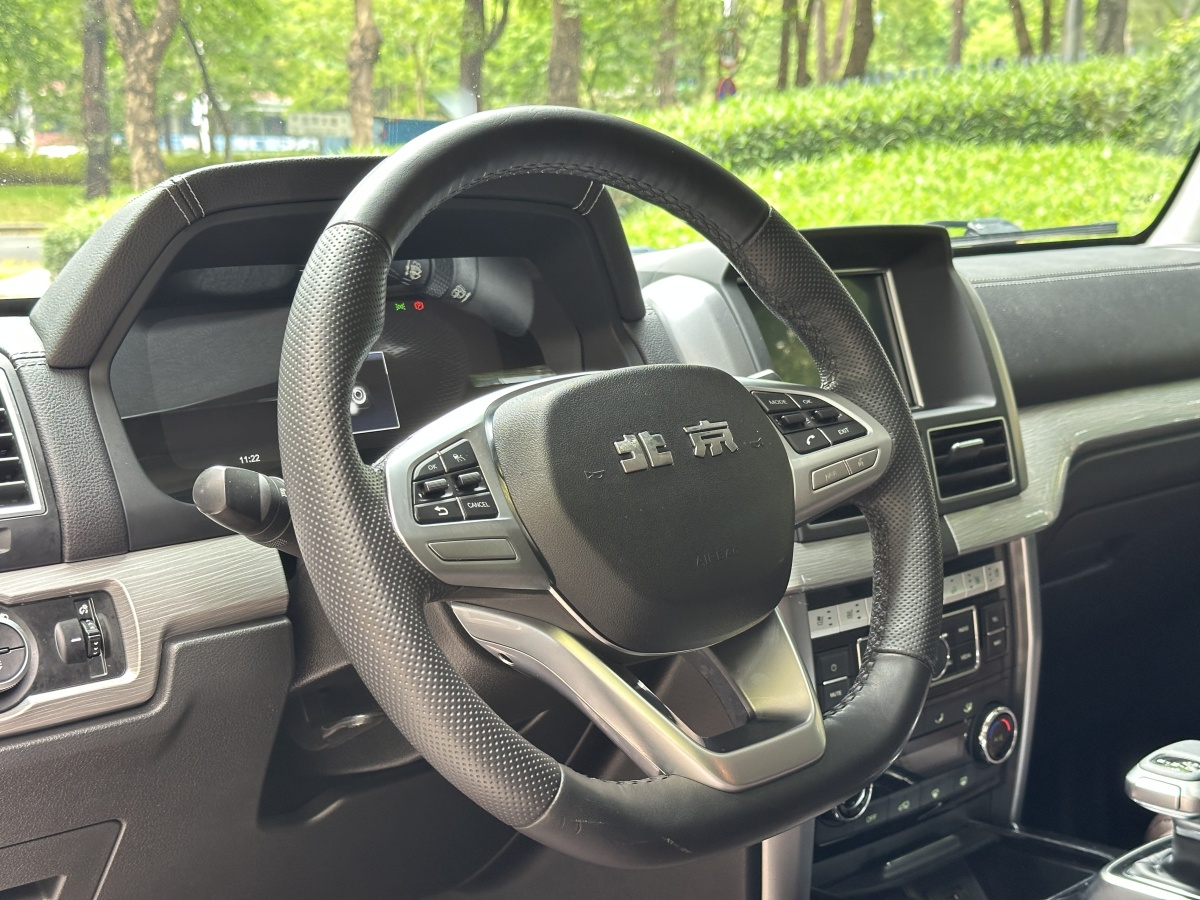 北京 BJ80  2020款 3.0T 自動榮耀至尊版圖片